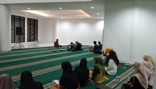 Malam Jumat di Masjid RM Djatmika