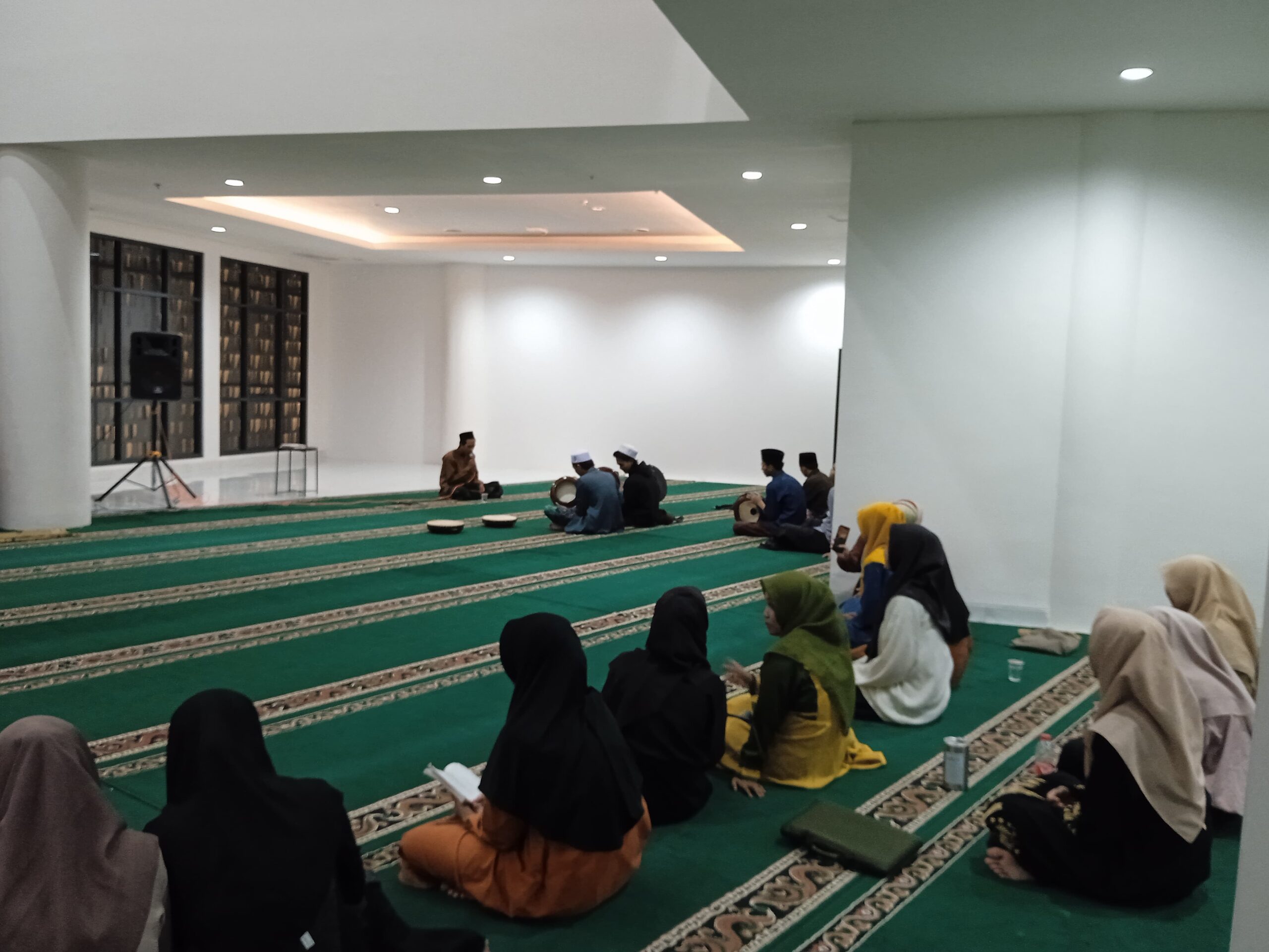 Malam Jumat di Masjid RM Djatmika