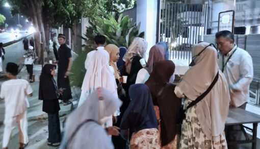 Berbagi 1000 Kopi Gratis, UNU Jogja Sambut Jamaah Az-Zahir di Yogyakarta