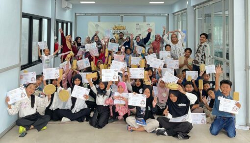 Mahasiswa dan Dosen Prodi PBI Gelar Jaban English Fun Camp 2025, Puluhan Siswa Ikuti Kelas Belajar Bahasa Inggris dengan Cara Menyenangkan