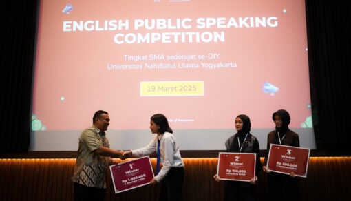 Turut Semarakkan Kamandanu 1446 H, Puluhan Pelajar dan Santri DIY Ikuti English Public Speaking Competition UNU Jogja